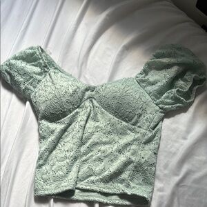 No Boundaries Green Puff Sleeve Fitted Blouse